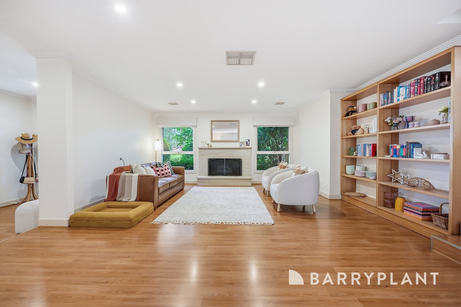13 Sundew Court, Knoxfield, VIC 3180, Knoxfield - Thumbnail 2