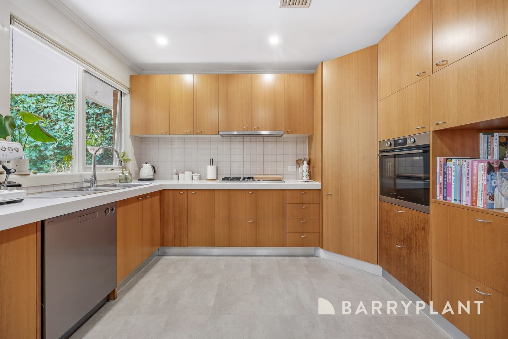 13 Sundew Court, Knoxfield, VIC 3180, Knoxfield - Thumbnail 4