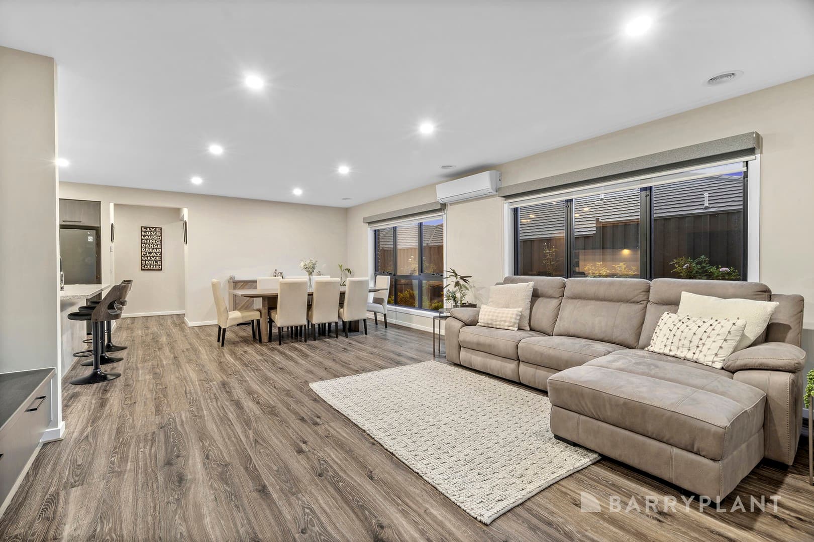 8 Linley Court, Kilsyth, VIC 3137, Kilsyth - Thumbnail 2