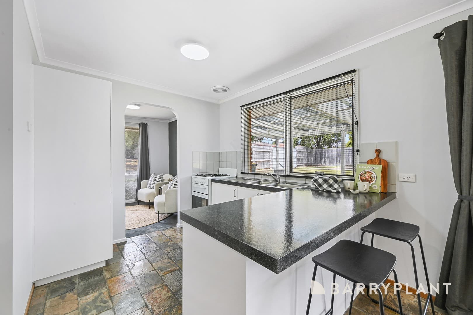 1 Ireland Avenue, Narre Warren, VIC 3805, Narre Warren - Thumbnail 6