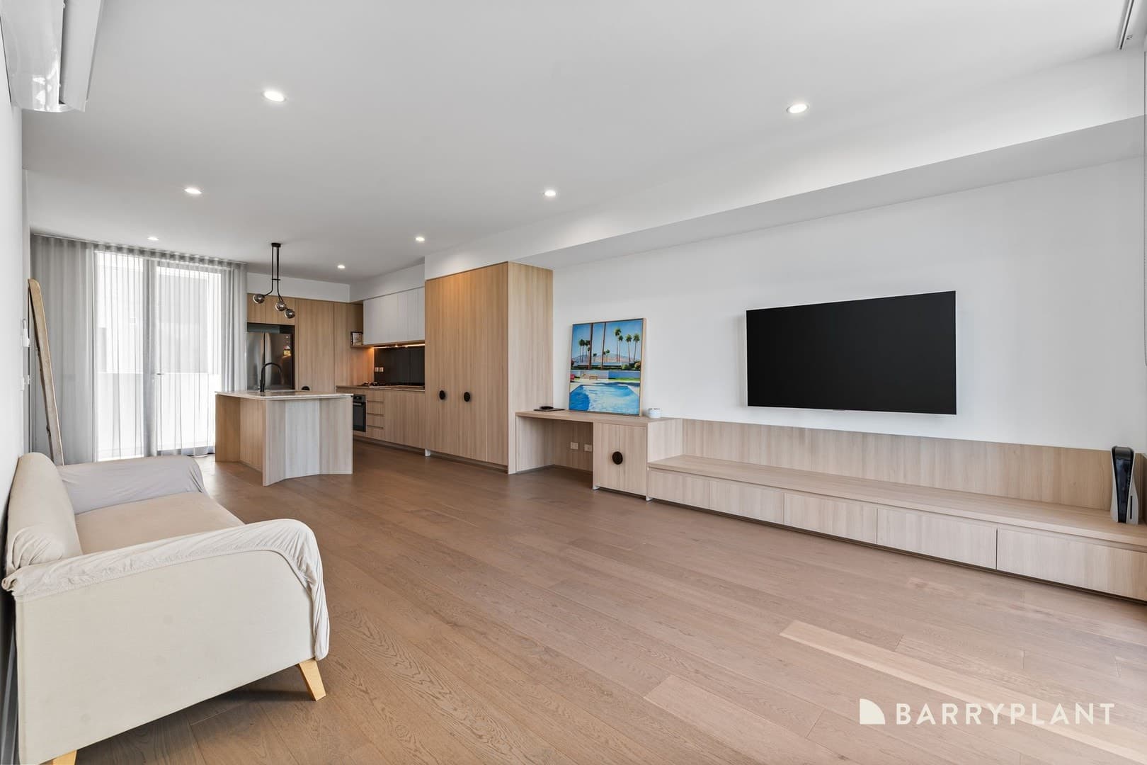 26 Wilkinson Road, Sunshine, VIC 3020, Sunshine - Thumbnail 2