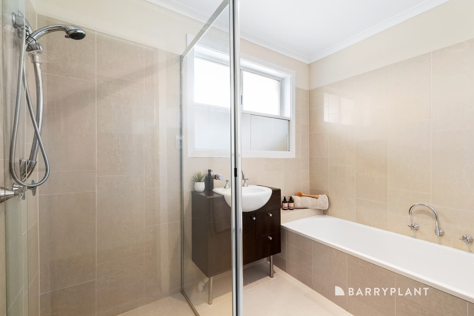 17 Whitfield Court, Mill Park, VIC 3082, Mill Park - Thumbnail 6