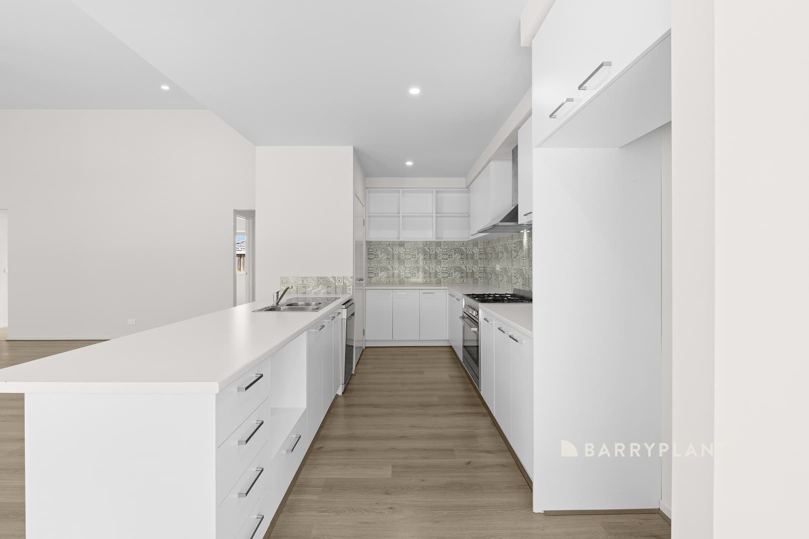 6 Elmside Avenue, Warragul, VIC 3820, Warragul - Thumbnail 7