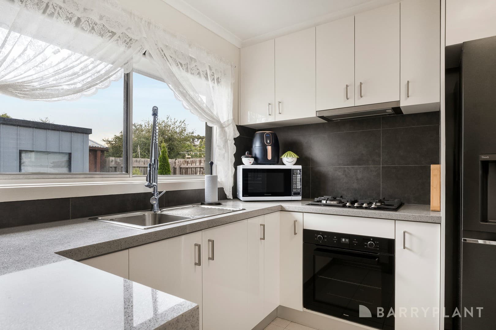 2/12 Ferndale Crescent, Dandenong North, VIC 3175, Dandenong North - Thumbnail 2