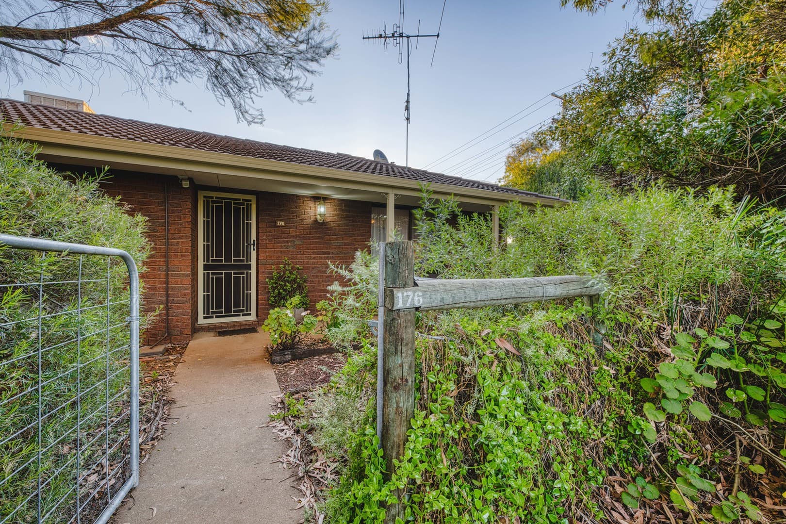 176 Ontario Avenue, Mildura, VIC 3500, Mildura - Thumbnail 2