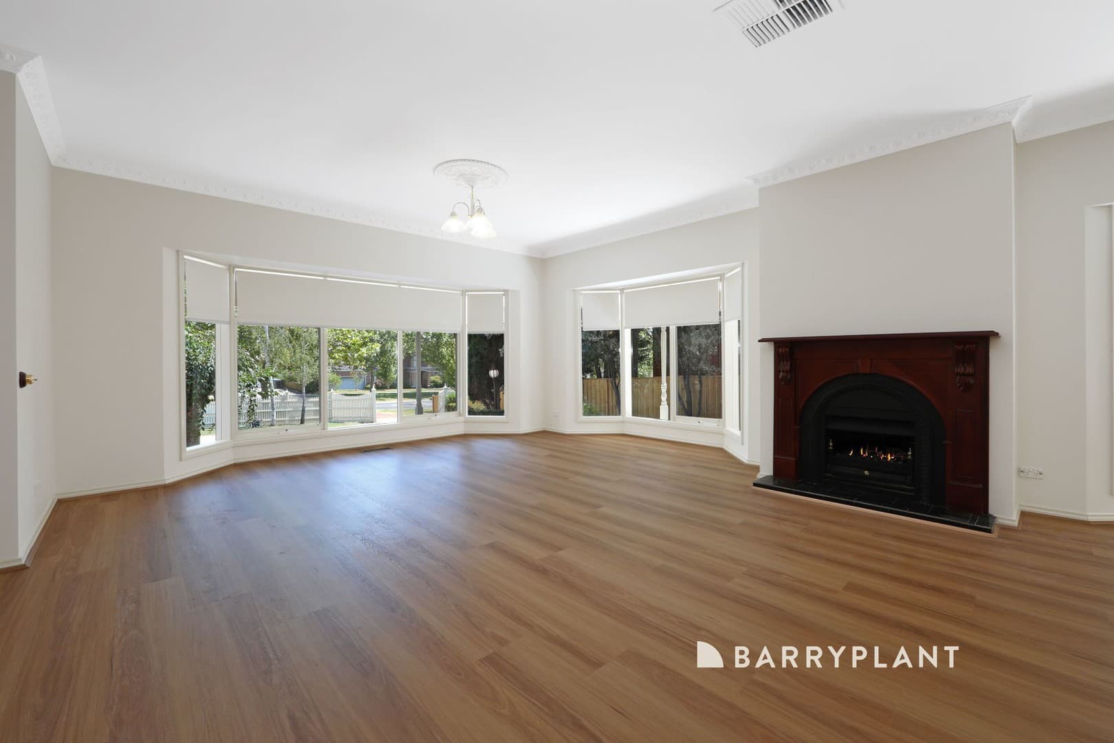 16 Rosewood Boulevard, Lysterfield, VIC 3156, Lysterfield - Thumbnail 3