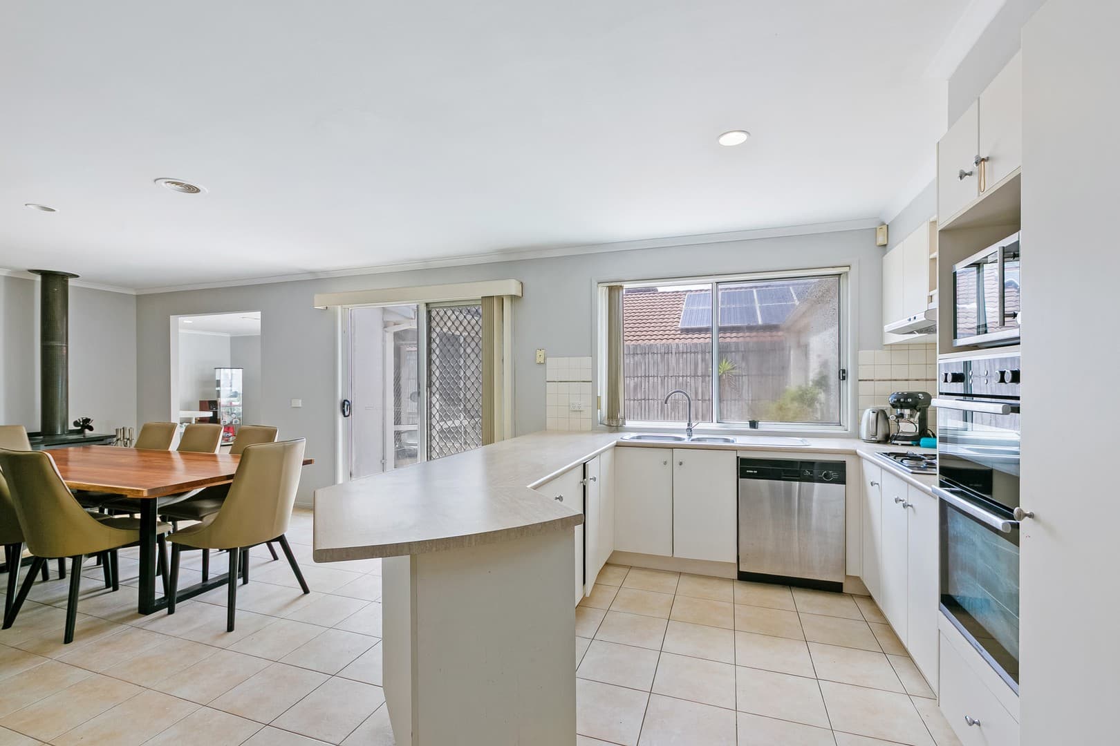 32 Sandover Drive, Roxburgh Park, VIC 3064, Roxburgh Park - Thumbnail 4
