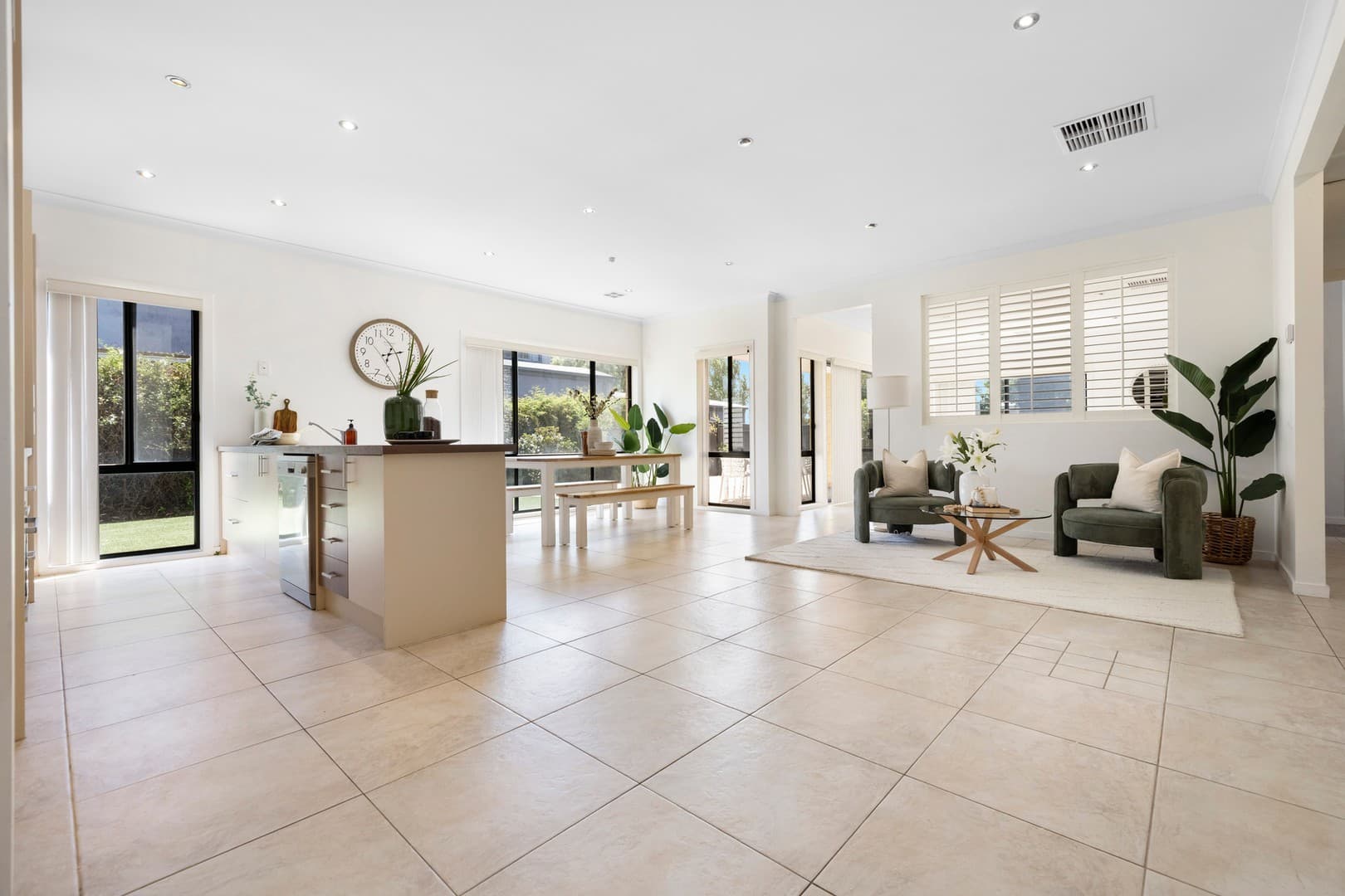3 Innisfail Drive, Point Cook, VIC 3030, Point Cook - Thumbnail 6