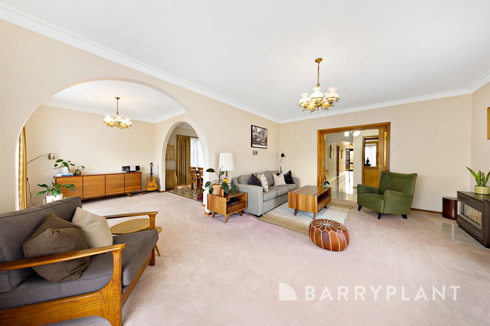 9 Ivanhoe Avenue, St Albans, VIC 3021, St Albans - Thumbnail 2