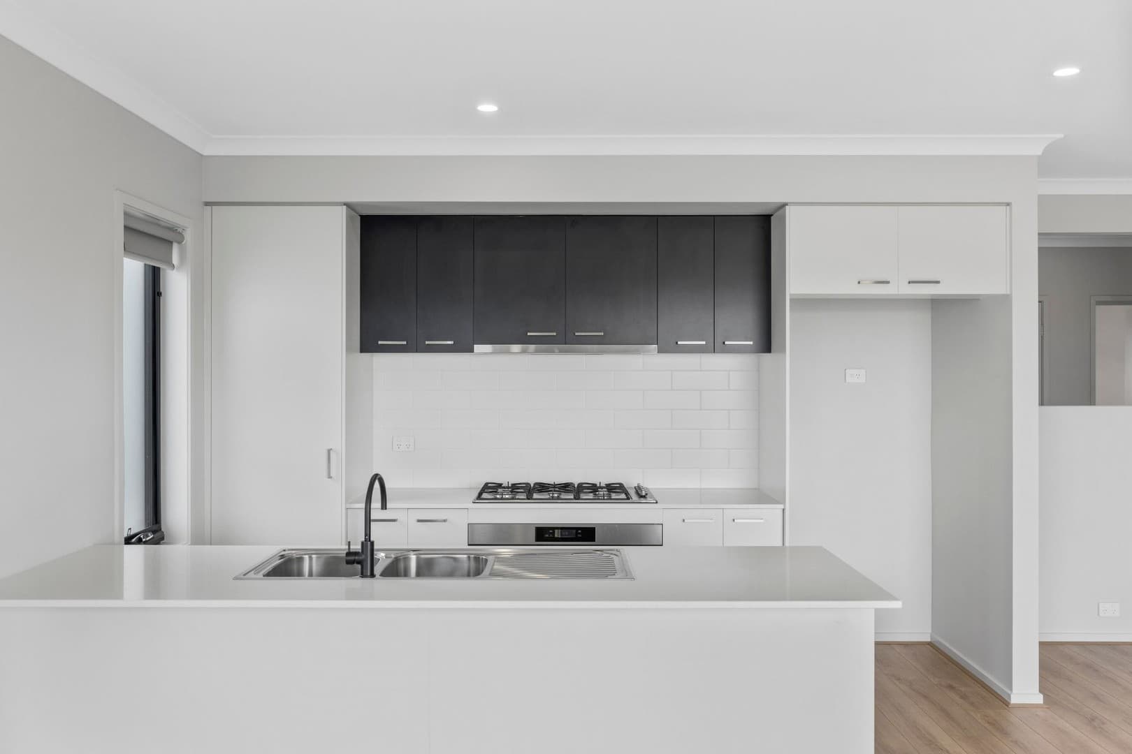 19 Orlov Street, Aintree, VIC 3336, Aintree - Thumbnail 2
