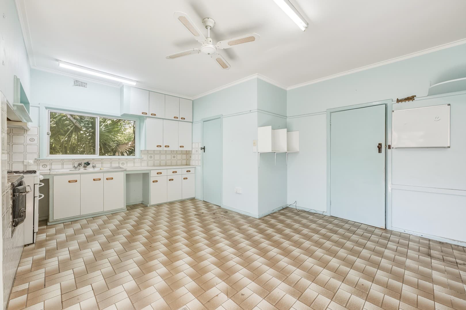 113 Crete Road, Robinvale, VIC 3549, Robinvale - Thumbnail 4