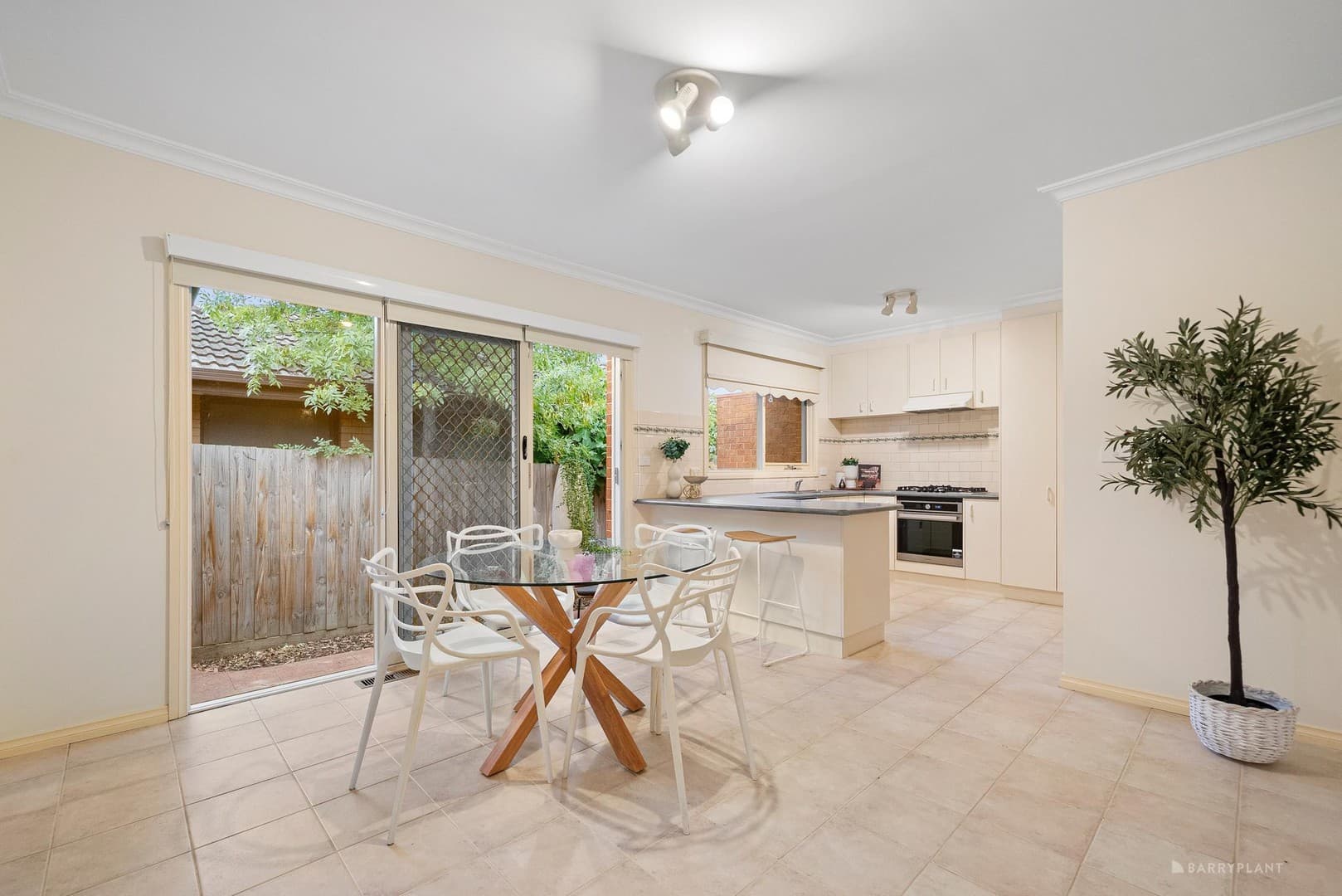 1/43 Lyndhurst Crescent, Box Hill North, VIC 3129, Box Hill North - Thumbnail 6