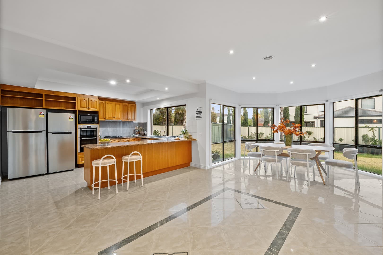 18 Cambridge Crescent, Taylors Lakes, VIC 3038, Taylors Lakes - Thumbnail 7