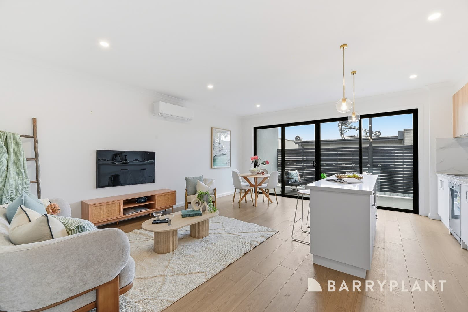 2/8 Mountain Gate Drive, Ferntree Gully, VIC 3156, Ferntree Gully - Image 1