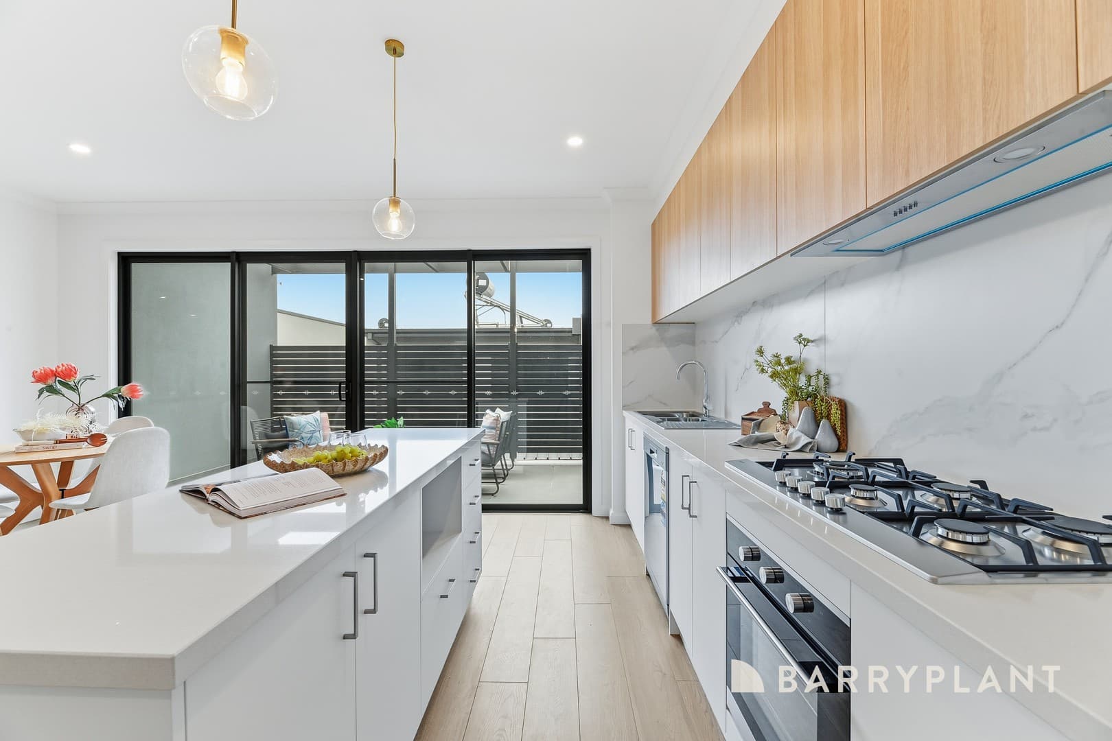 2/8 Mountain Gate Drive, Ferntree Gully, VIC 3156, Ferntree Gully - Thumbnail 2