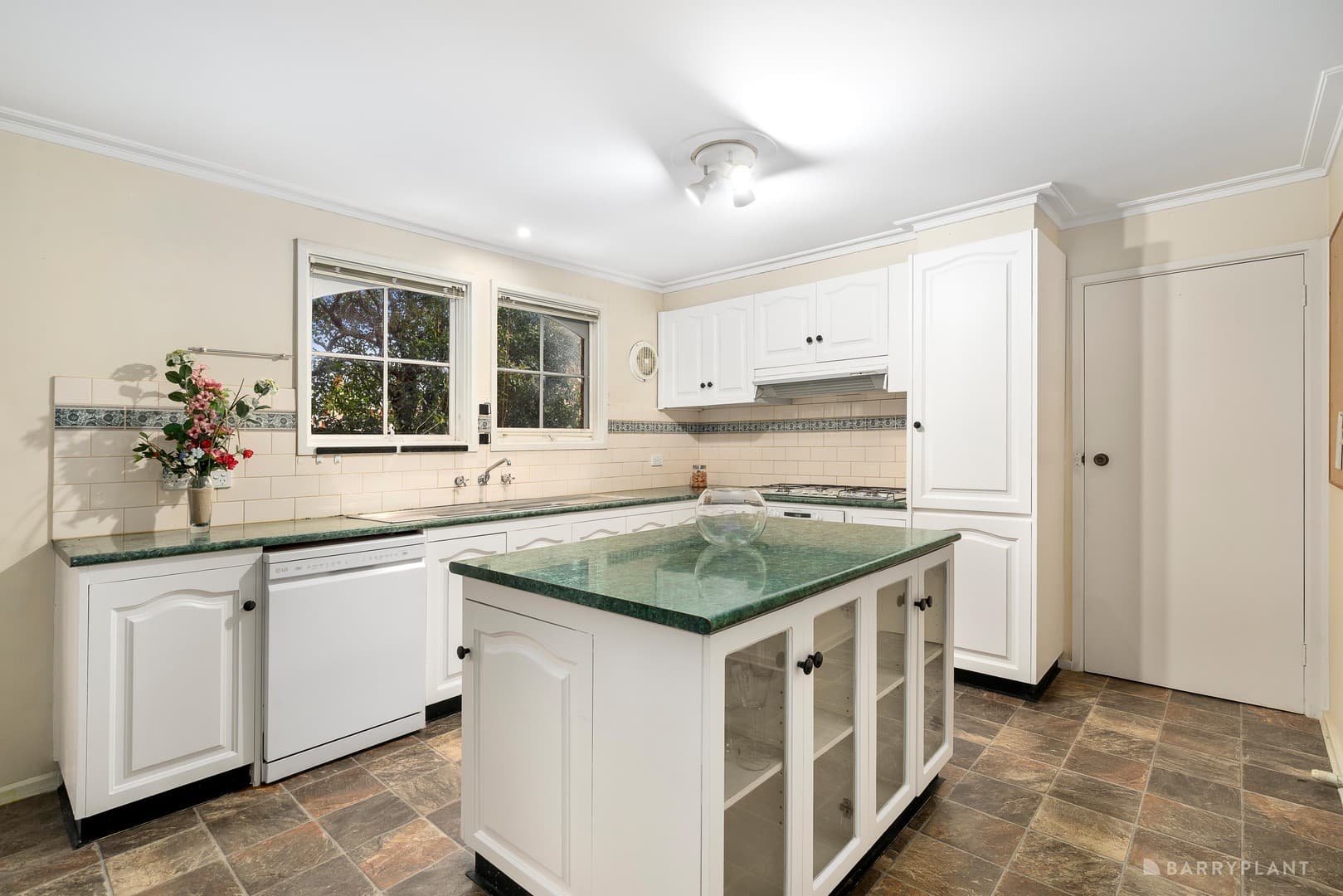 261 High Street, Templestowe Lower, VIC 3107, Templestowe Lower - Thumbnail 4