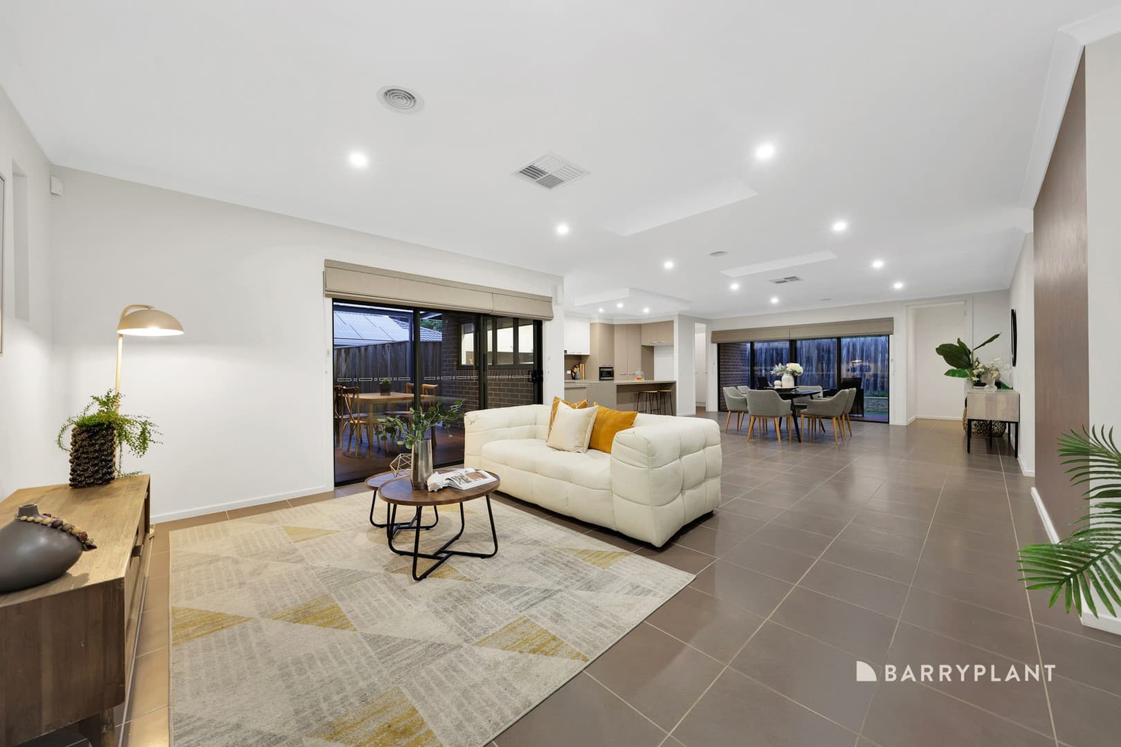 22 Tuross Crescent, South Morang, VIC 3752, South Morang - Thumbnail 2