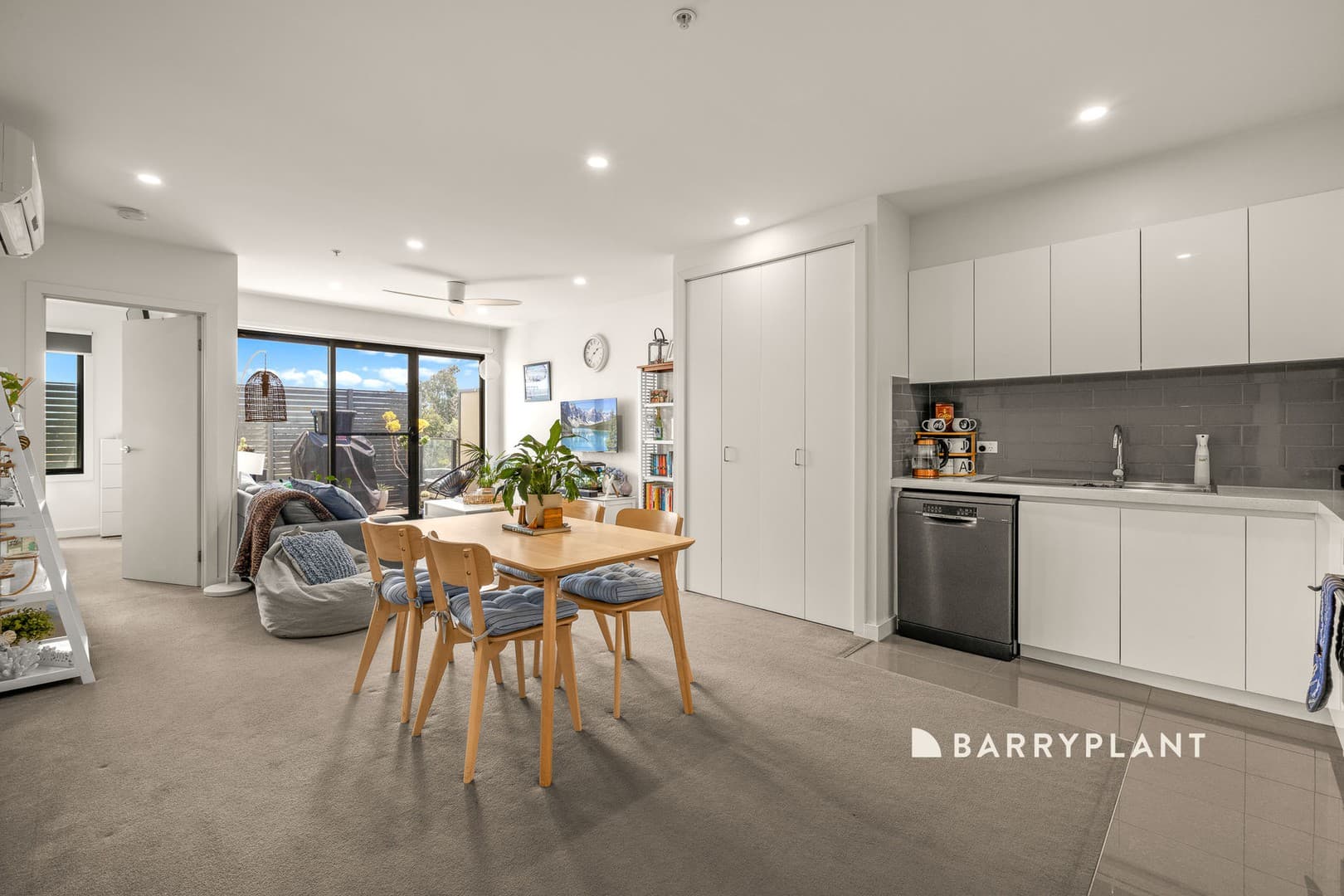 Level 3/7-8 Ebdale Street, Frankston, VIC 3199, Frankston - Thumbnail 2