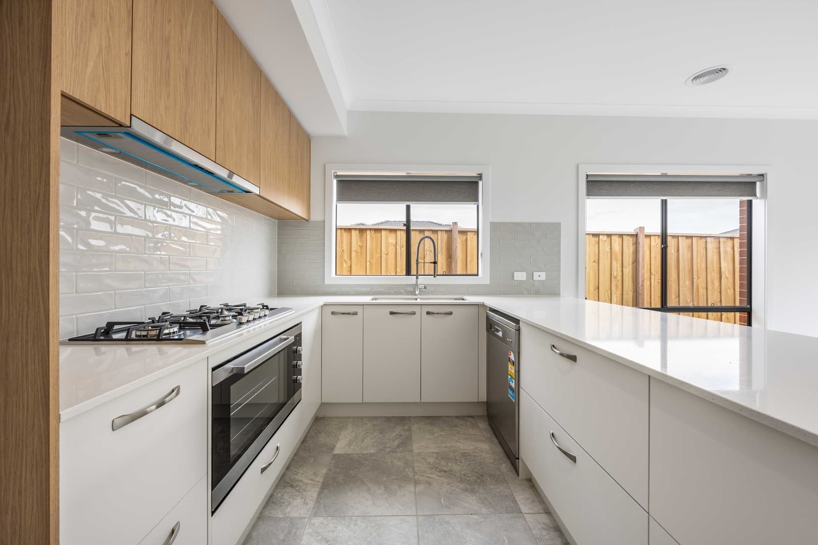 18 Thyme Crescent, Fraser Rise, VIC 3336, Fraser Rise - Thumbnail 3