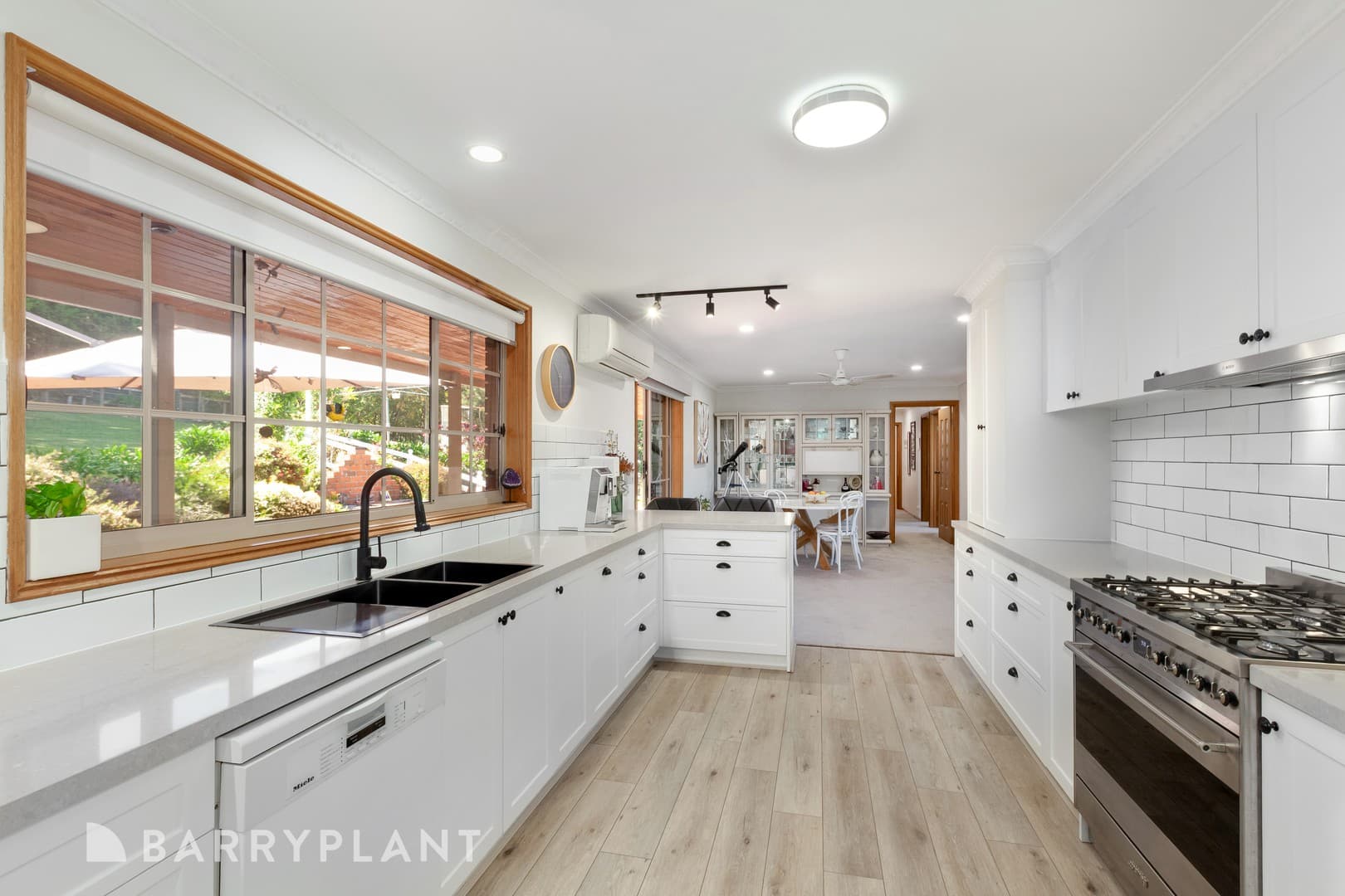 6 Mcdonald Drive, Wandong, VIC 3758, Wandong - Thumbnail 3