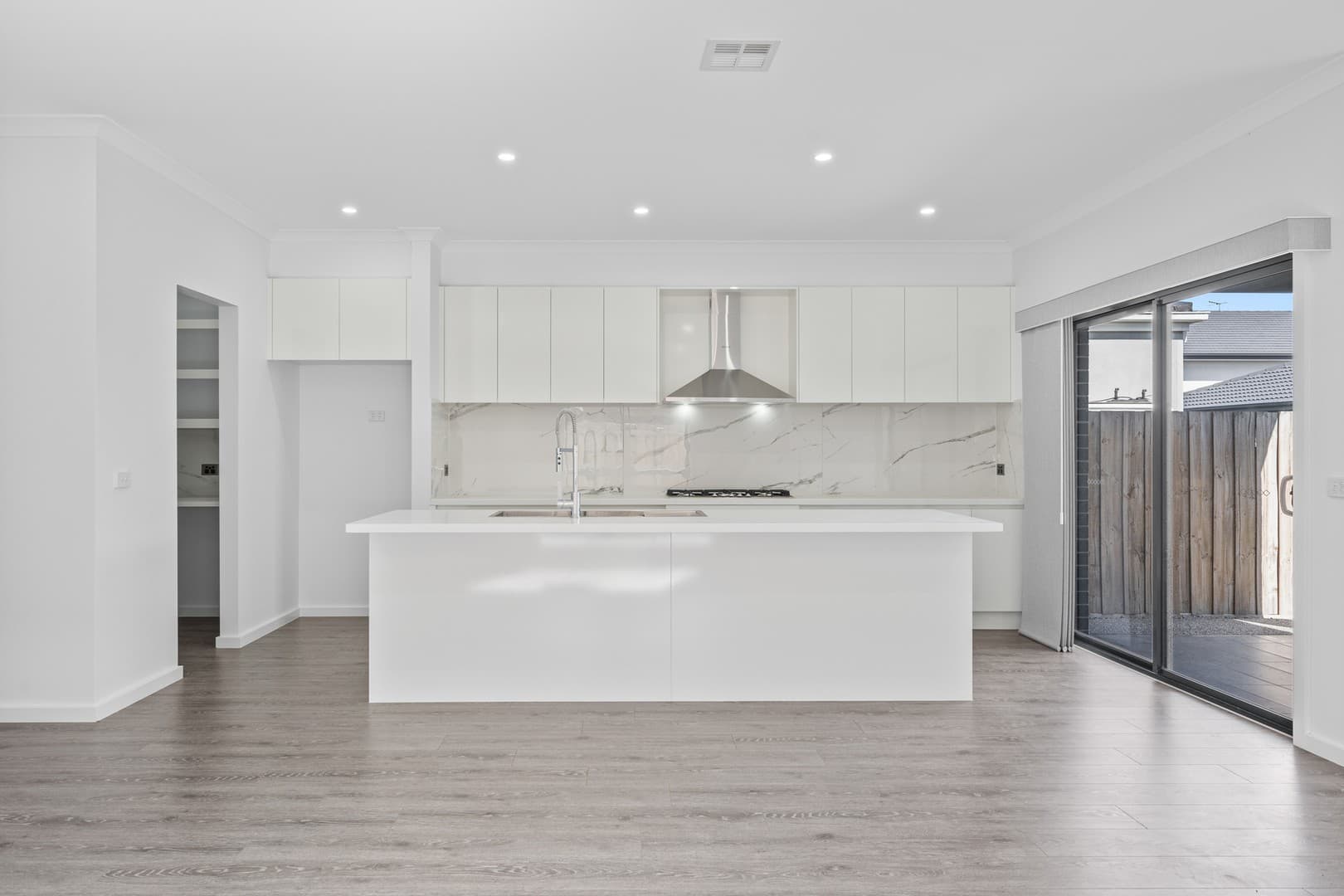 10 Lipizzan Crescent, Taylors Lakes, VIC 3038, Taylors Lakes - Thumbnail 4