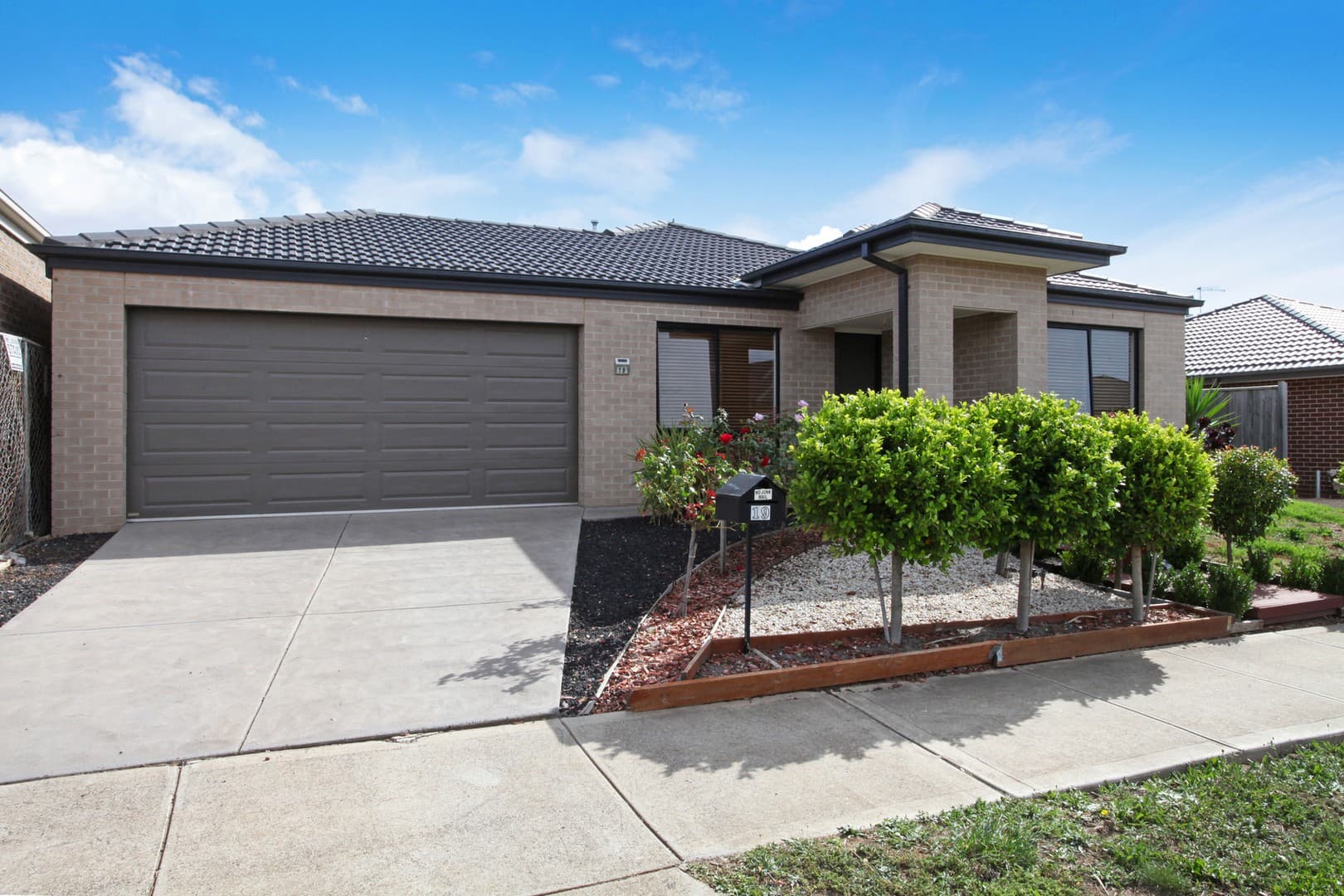 19 Portman Avenue, Harkness, VIC 3337, Harkness - Thumbnail 2
