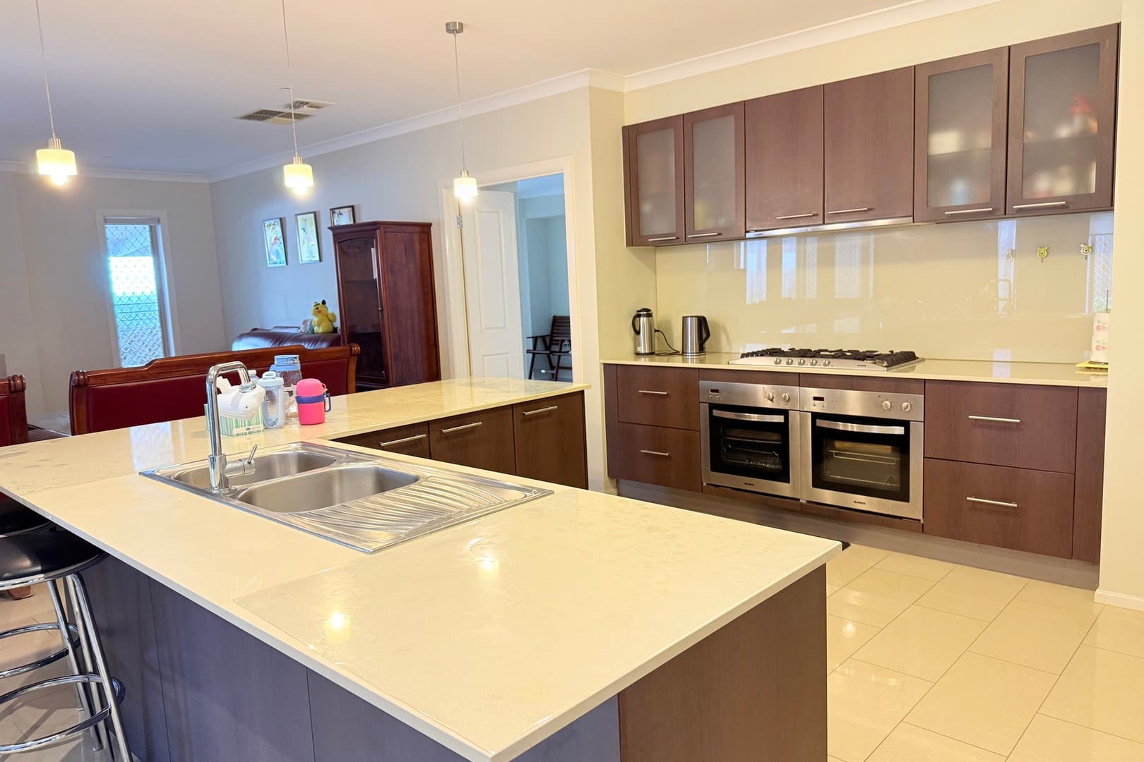 16 Tobias Avenue, Glen Waverley, VIC 3150, Glen Waverley - Thumbnail 2
