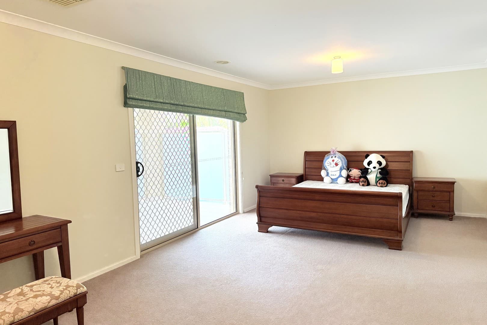 16 Tobias Avenue, Glen Waverley, VIC 3150, Glen Waverley - Thumbnail 3
