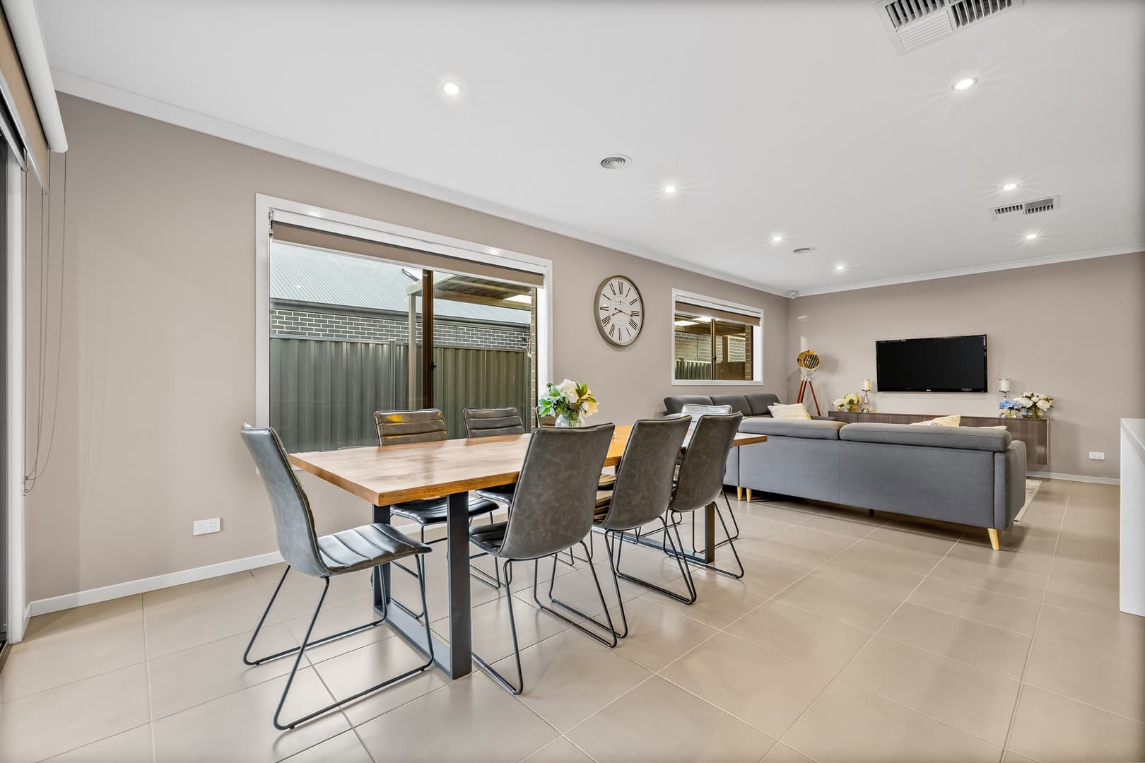 15 Rivoli Close, Fraser Rise, VIC 3336, Fraser Rise - Thumbnail 3