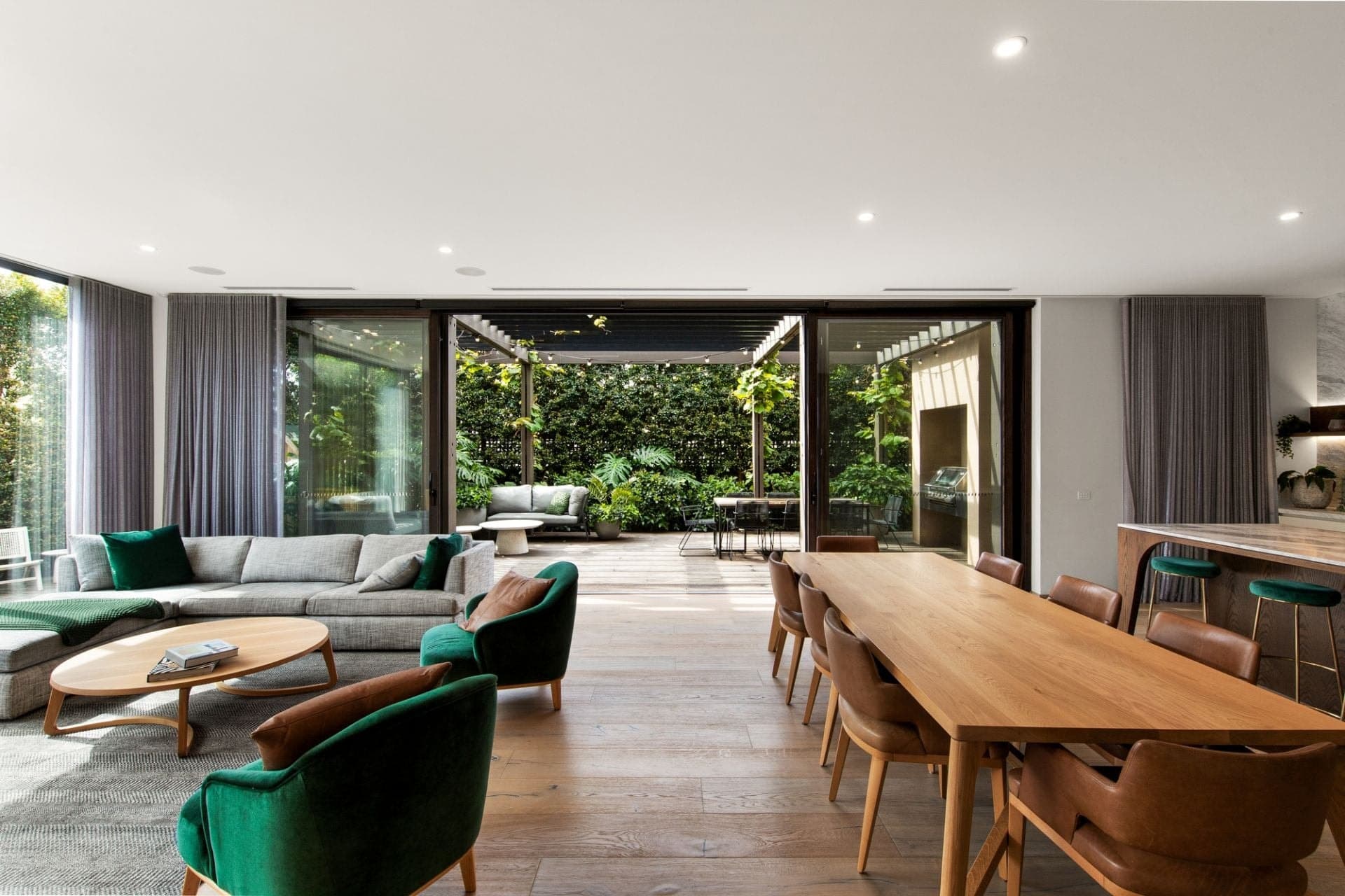 53 Whyte Street, Brighton, Brighton - Image 1