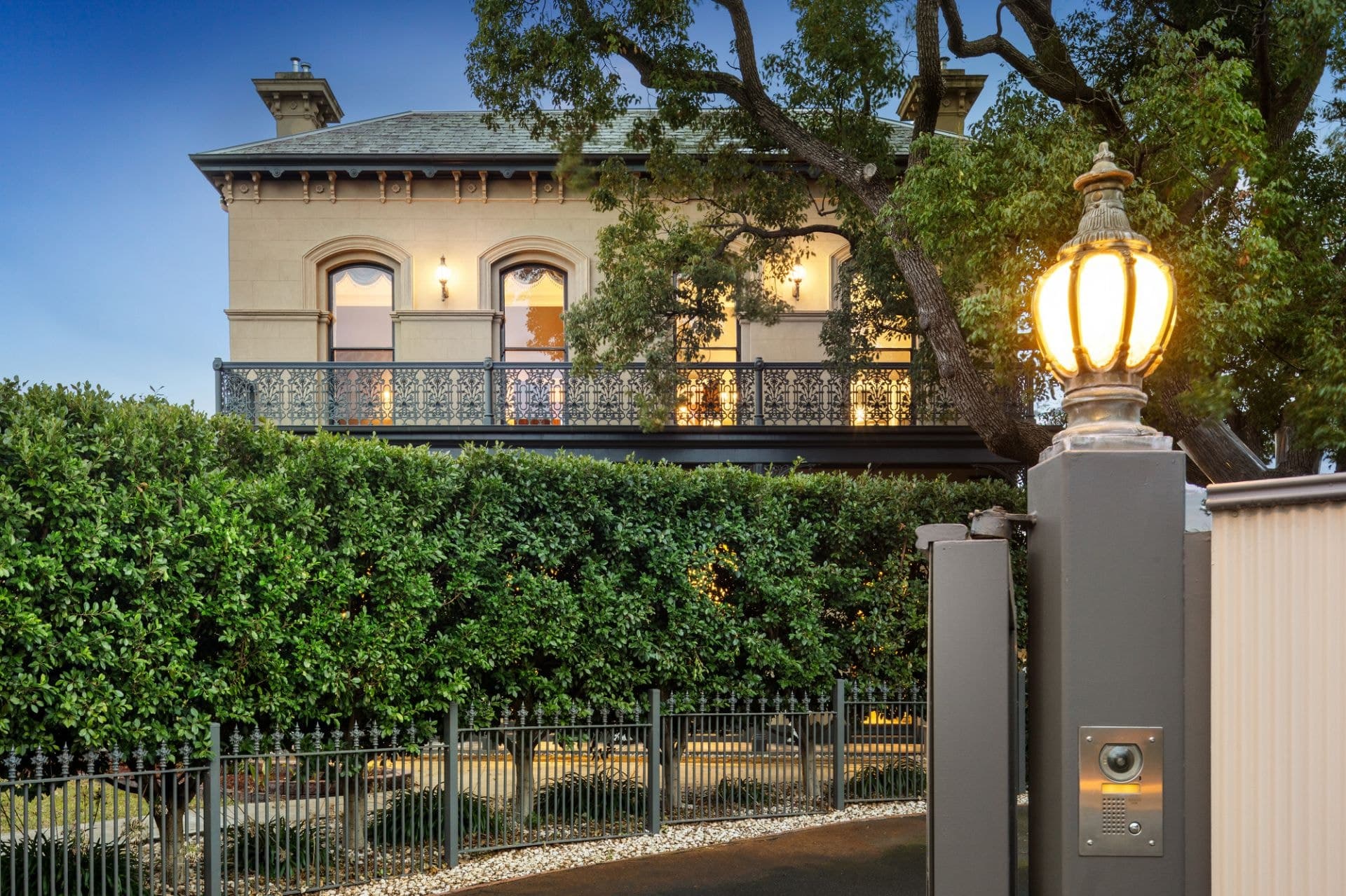 53 Prospect Hill Road, Camberwell, Camberwell - Thumbnail 2