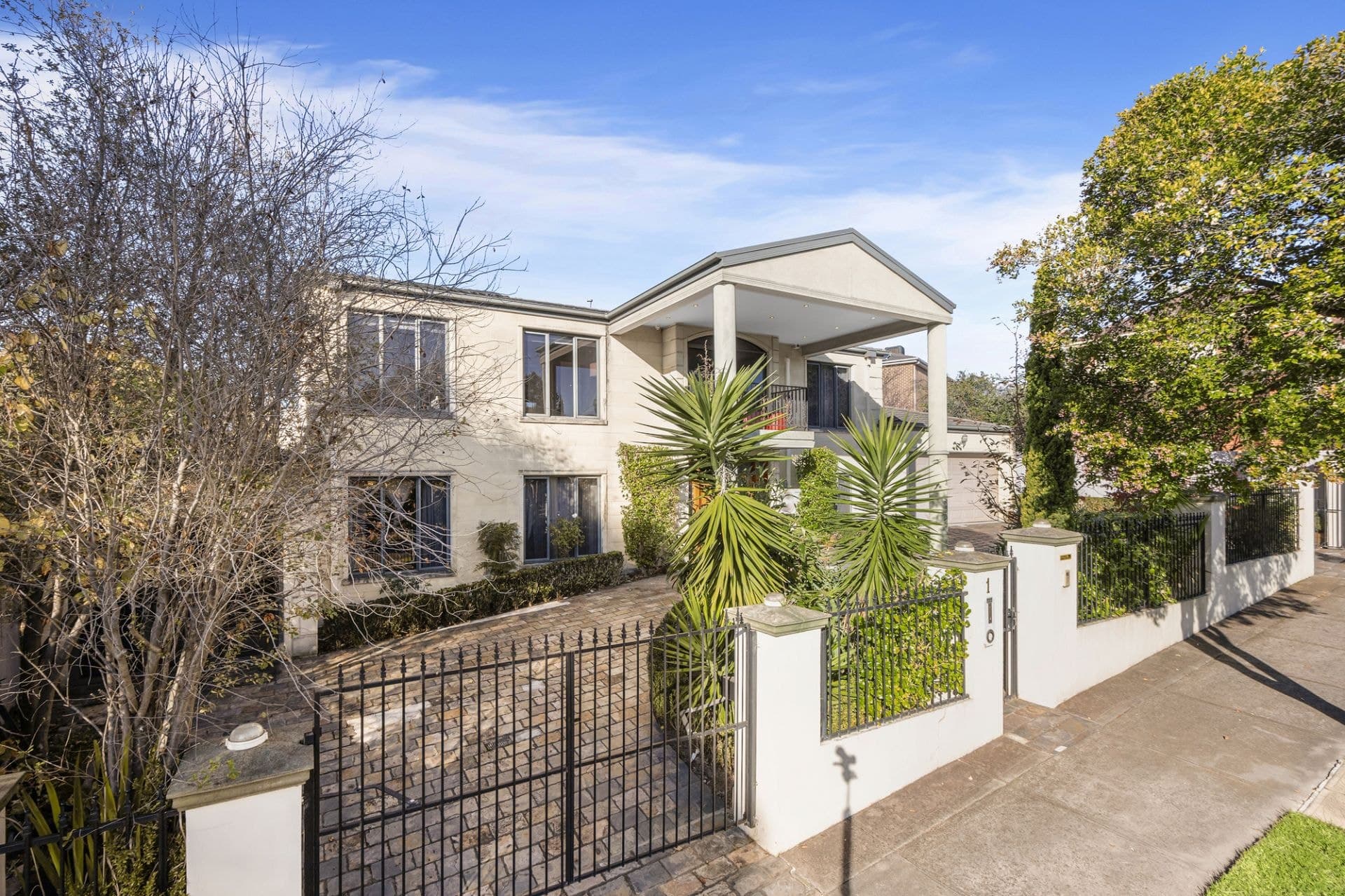 1 Wanbrow  Avenue, Balwyn North, Balwyn North - Thumbnail 2
