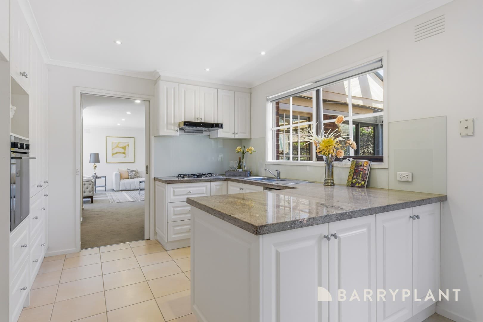 58 Wallace Road, Wantirna South, VIC 3152, Wantirna South - Thumbnail 4
