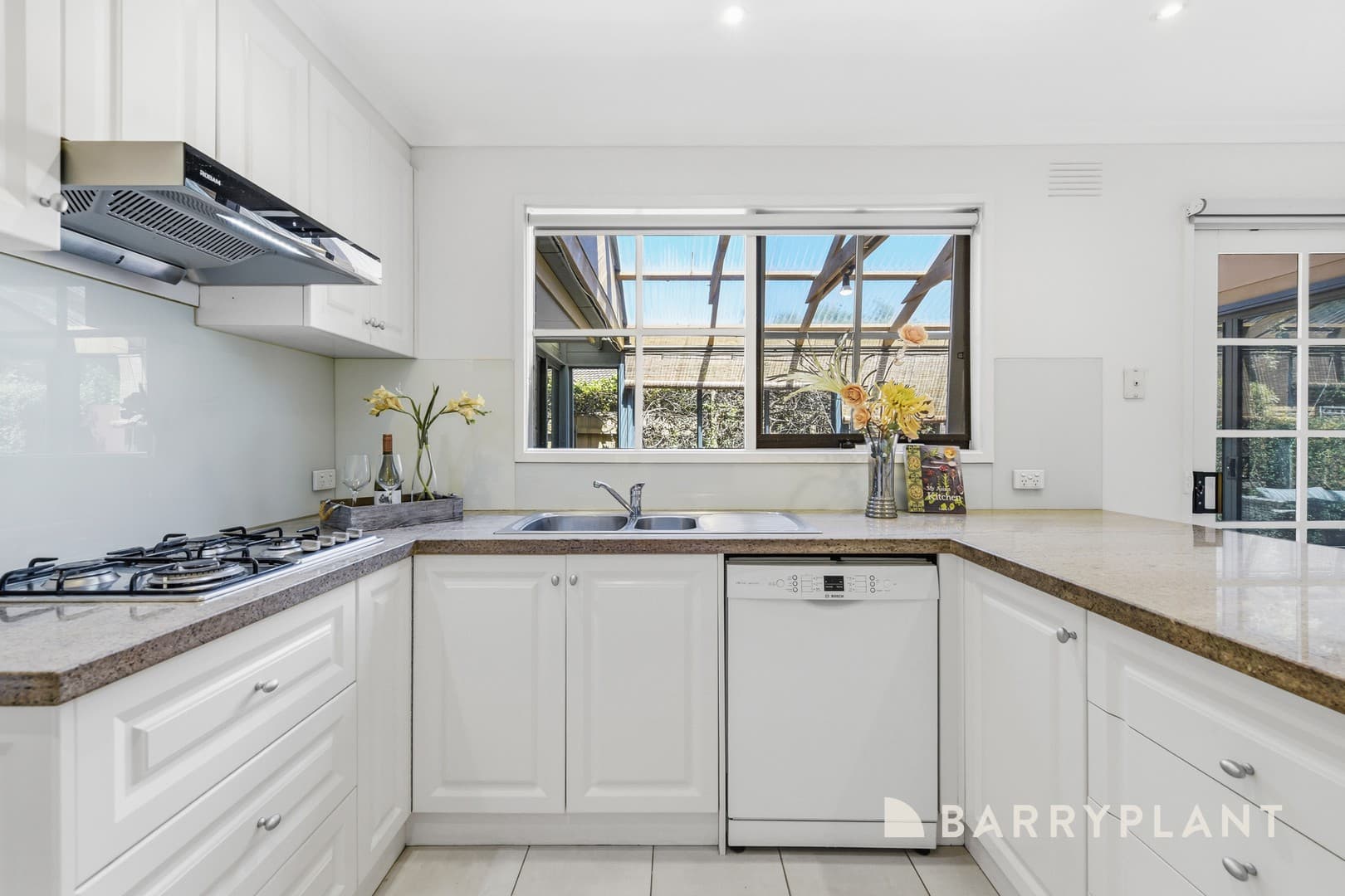 58 Wallace Road, Wantirna South, VIC 3152, Wantirna South - Thumbnail 5