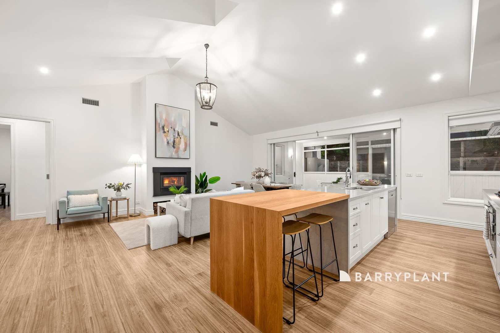 12 Waterside Drive, Drouin, VIC 3818, Drouin - Thumbnail 5