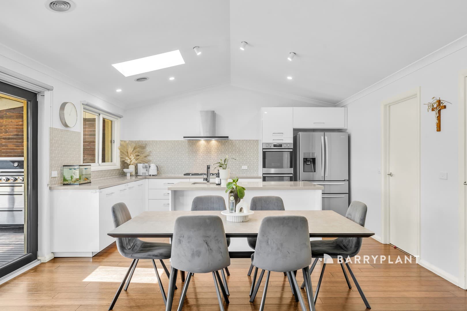 103 John Fawkner Drive, Endeavour Hills, VIC 3802, Endeavour Hills - Thumbnail 4