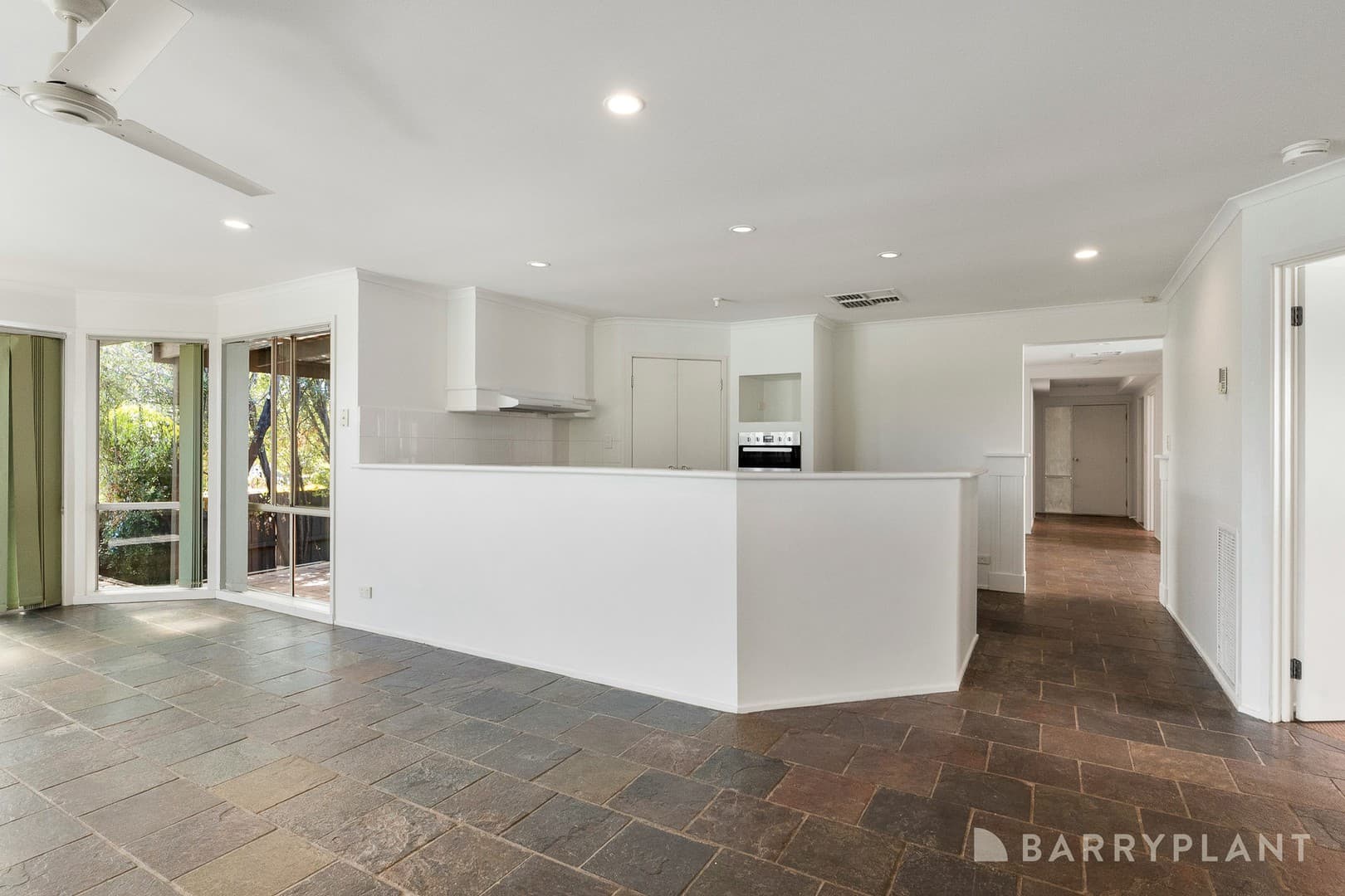 10 President Road, Narre Warren South, VIC 3805, Narre Warren South - Thumbnail 4