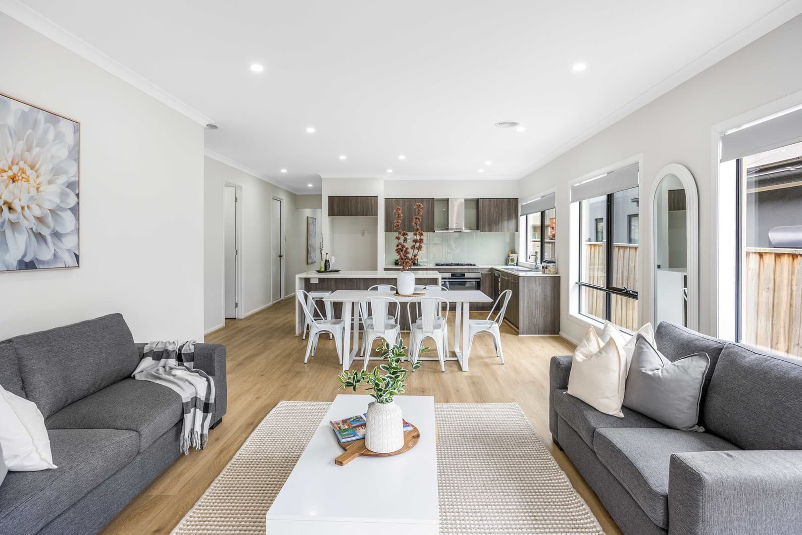 22 Lipizzan Crescent, Taylors Lakes, VIC 3038, Taylors Lakes - Thumbnail 2