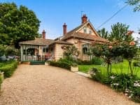 18 McCulloch Street, Bairnsdale VIC, Bairnsdale - Image 1