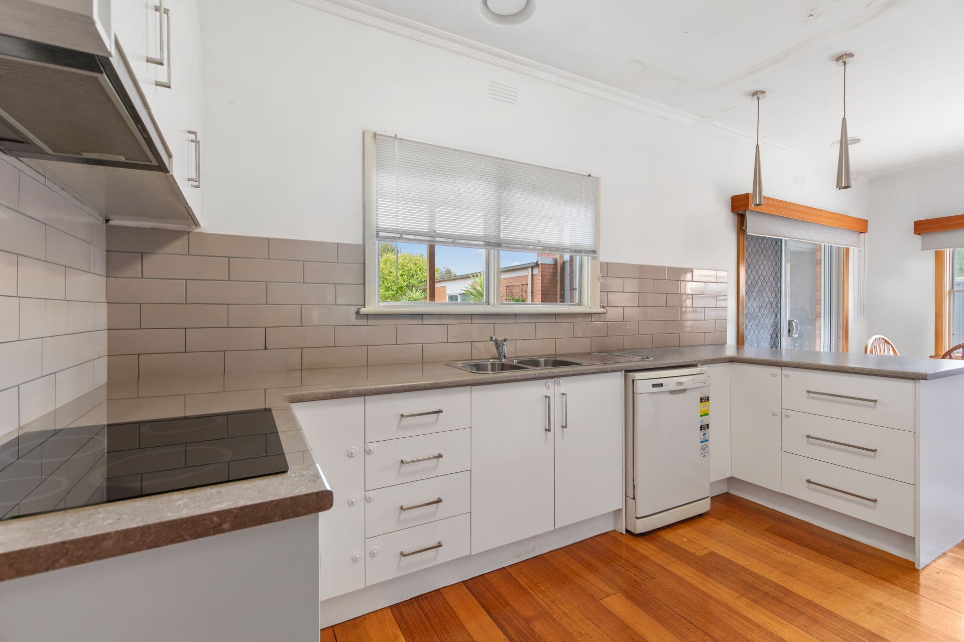 56 Edgar Street, Werribee VIC, Werribee - Thumbnail 8