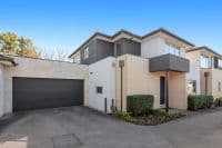 2/9 Kristian Court, Mount Martha VIC, Mount Martha - Image 1