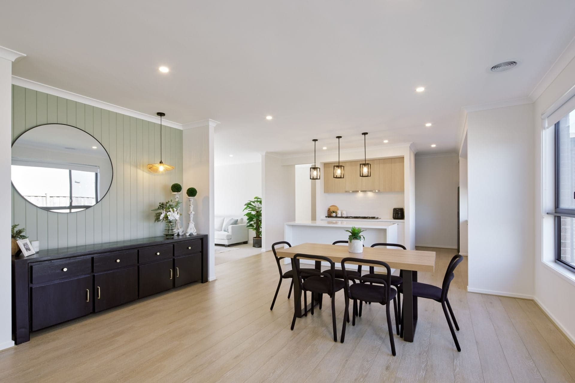 20 Royston Avenue, Warragul VIC, Warragul - Thumbnail 3