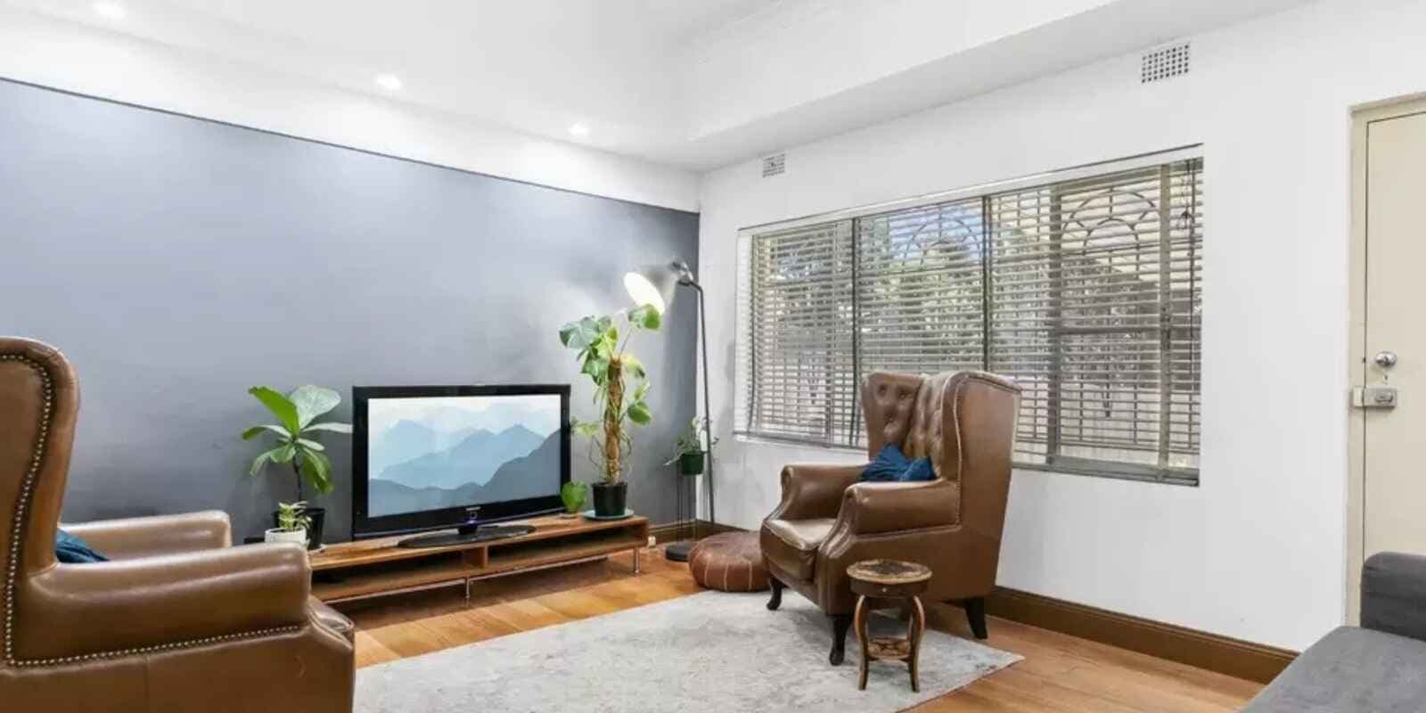 6 Prospect Road Summer Hill, Summer Hill - Thumbnail 2