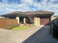 2/13 Enid Street, Bairnsdale VIC, Bairnsdale - Image 1