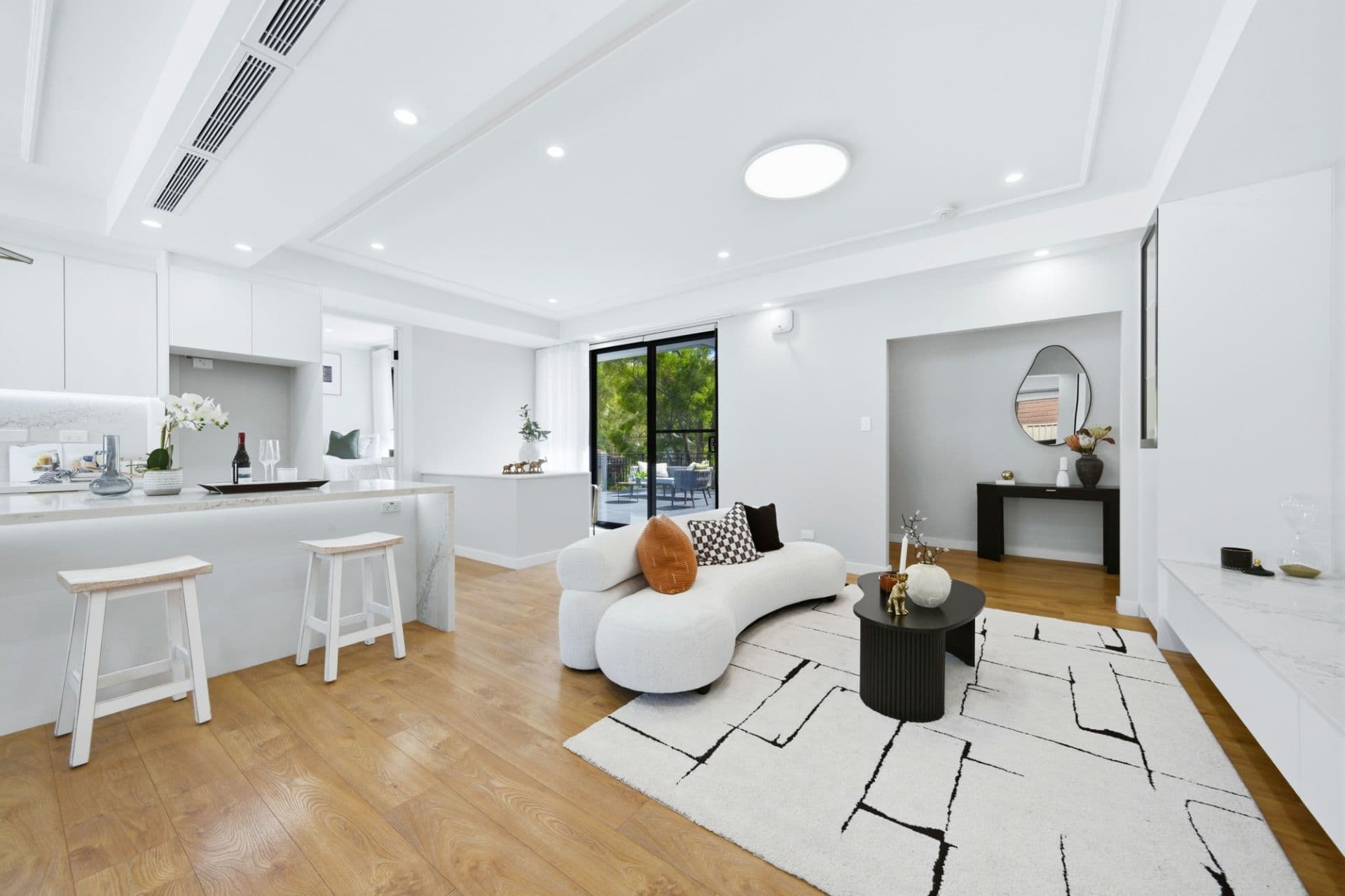 70 Lochinvar Parade, Carlingford NSW, Carlingford - Thumbnail 4