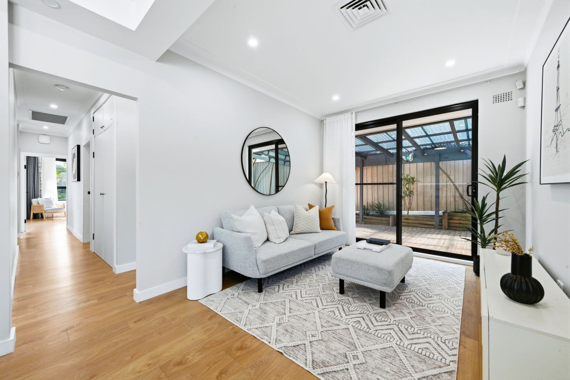 70 Lochinvar Parade, Carlingford NSW, Carlingford - Thumbnail 6
