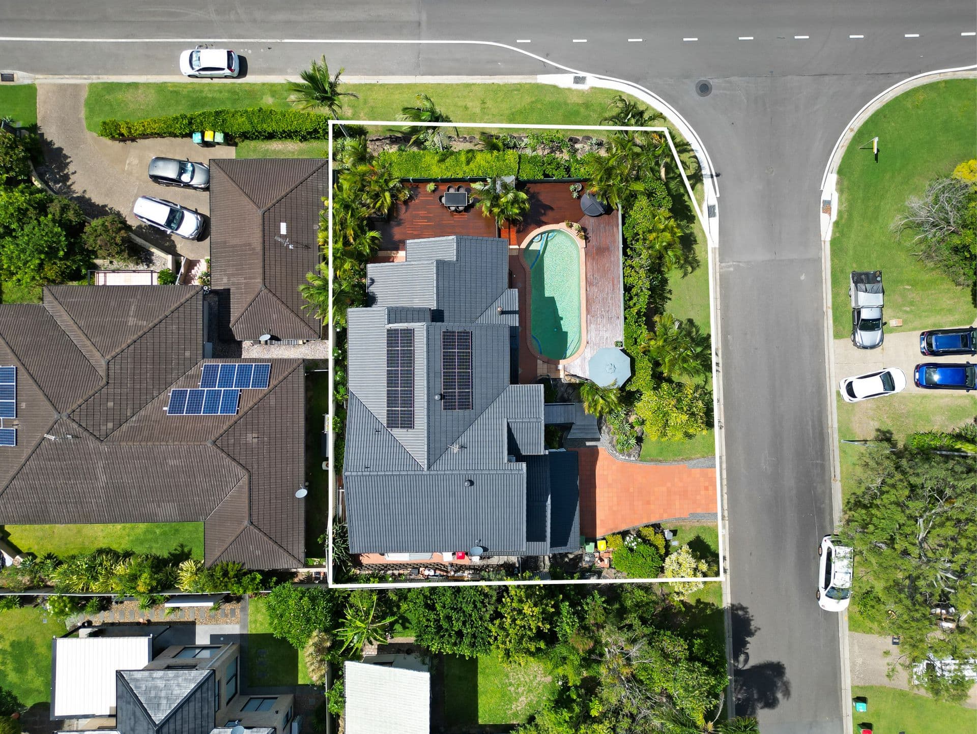 1 Ridgewood Court, Burleigh Waters QLD, Burleigh Waters - Thumbnail 6