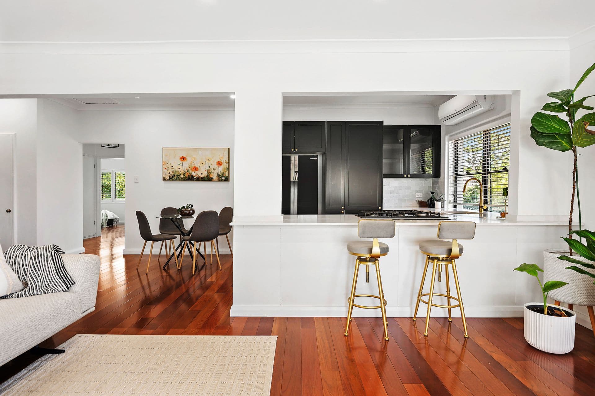 13 Lister Avenue, Seaforth, Seaforth - Thumbnail 7