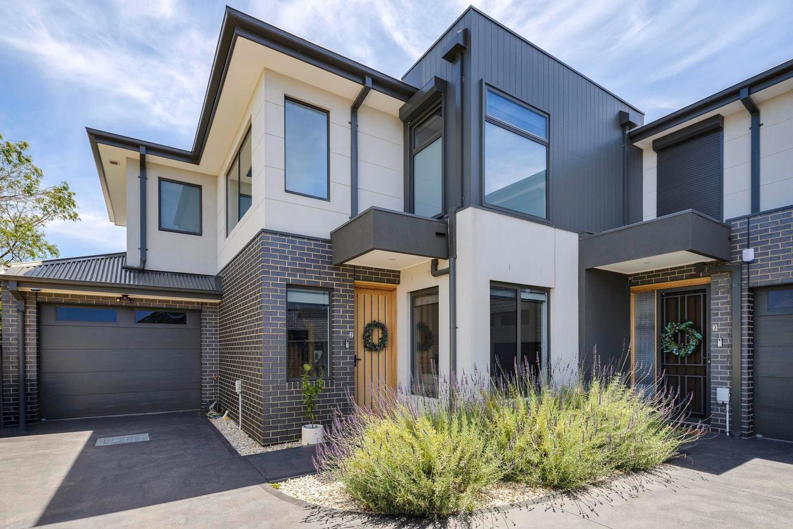 2/22 Curie Avenue, Oak Park VIC 3046, Oak Park - Thumbnail 2
