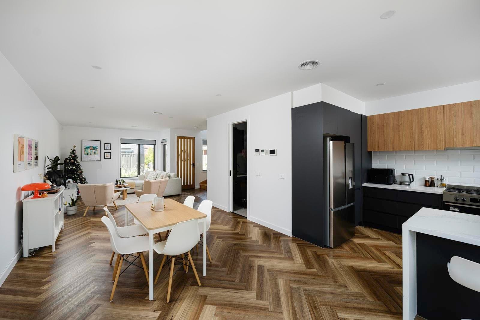 2/22 Curie Avenue, Oak Park VIC 3046, Oak Park - Thumbnail 6